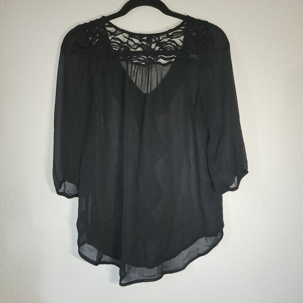 I.N. San Francisco Black Sheer Lace Blouse